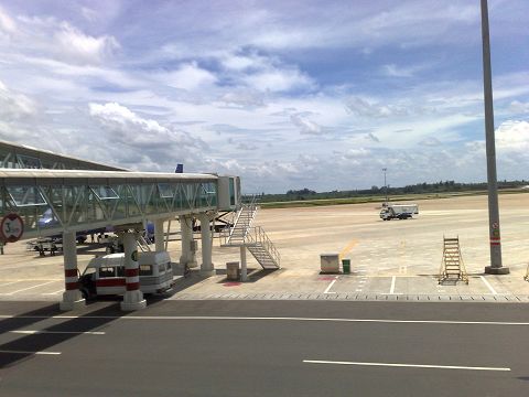 ?？诿捞m機(jī)場(chǎng)