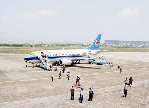 梅縣機(jī)場(chǎng)